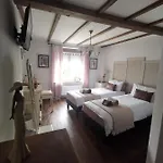 La Bastide Du Bonheur Et Tables D'hotes 3* Ger (Manche)