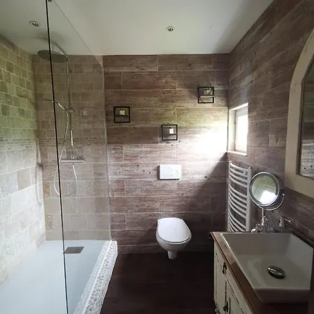 La Bastide Du Bonheur Et Tables D'hotes 3* Ger (Manche)