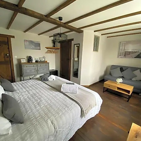 La Bastide Du Bonheur Et Tables D'hôtes Couette-café