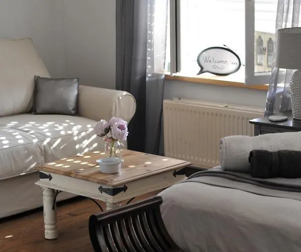 La Bastide Du Bonheur Et Tables D'hotes 3*