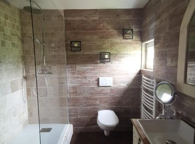 La Bastide Du Bonheur Et Tables D'hotes 3* Ger (Manche)