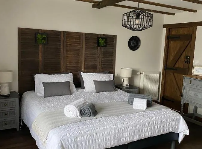 Bed & Breakfast La Bastide Du Bonheur Et Tables D'hotes