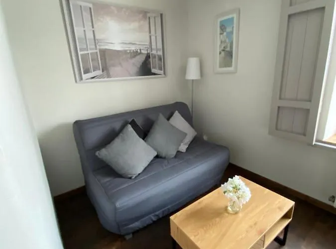 Bed & Breakfast La Bastide Du Bonheur Et Tables D'hotes Ger (Manche)